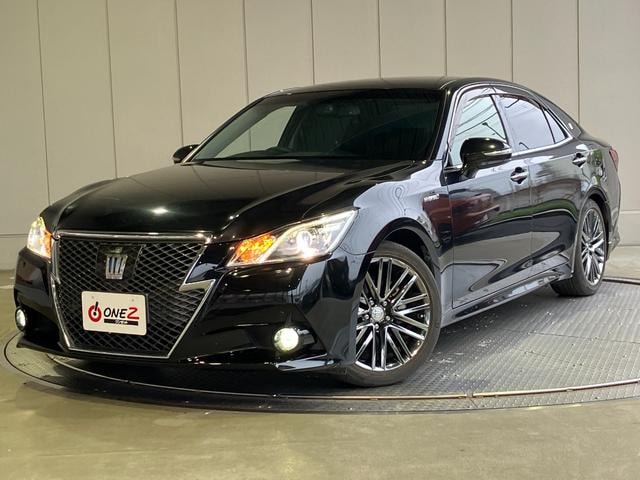 Toyota CROWN HYBRID 2015 — фото автомобиля