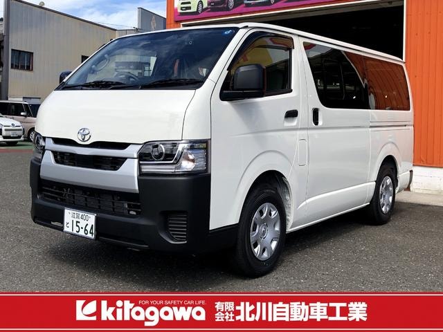 Toyota HIACE VAN 2026 — фото автомобиля 1