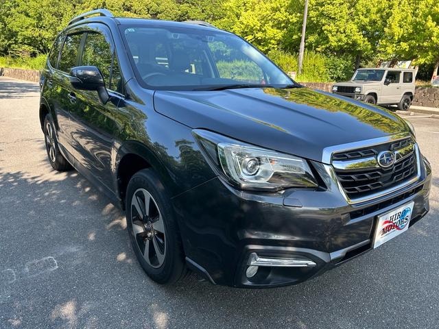 Subaru FORESTER 2017 — фото автомобиля 1