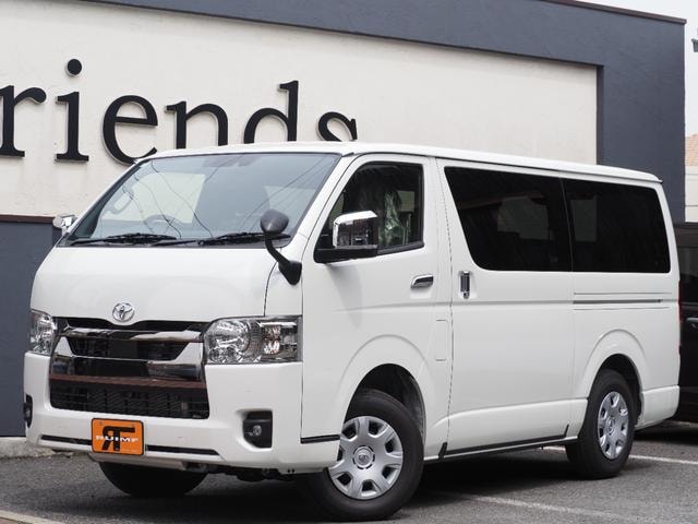 Toyota HIACE VAN 2024 — фото автомобиля 1