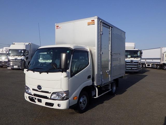 Hino DUTRO 2025 — фото автомобиля