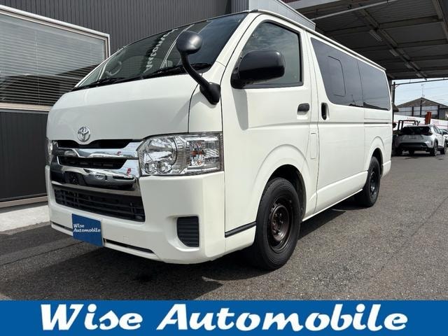 Toyota HIACE VAN 2018 — фото автомобиля 1