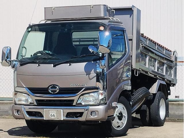 Hino DUTRO 2016 — фото автомобиля 1