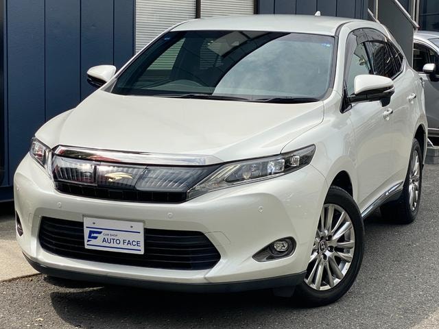 Toyota HARRIER 2015 — фото автомобиля 1