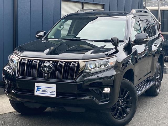 Toyota LAND CRUISER PRADO 2022 — фото автомобиля 1
