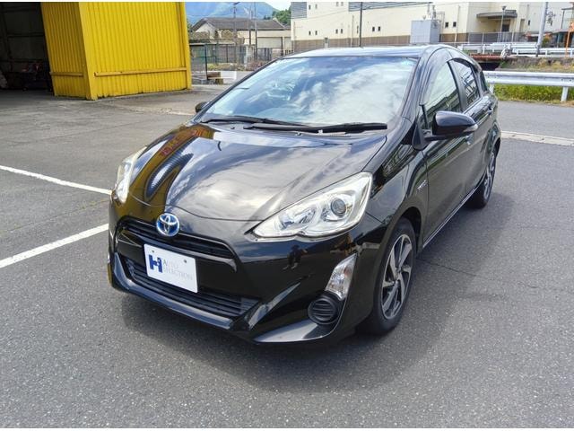 Toyota AQUA 2015 — фото автомобиля 1