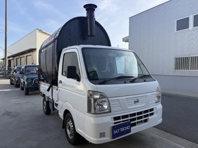 Nissan NT100CLIPPER TRUCK 2017 — фото автомобиля