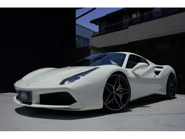 Ferrari 488 SPIDER 2017 — фото автомобиля