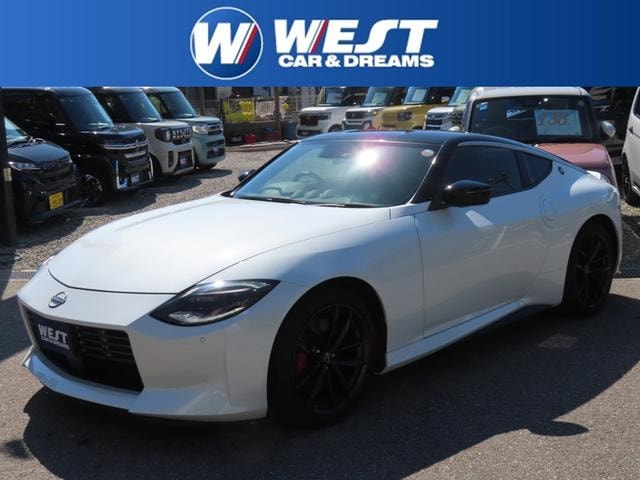 Nissan FAIRLADY Z 2023 — фото автомобиля