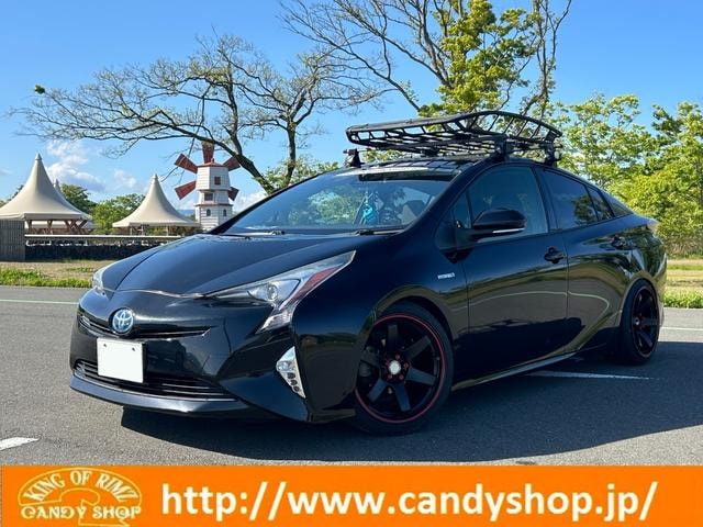 Toyota PRIUS 2015 — фото автомобиля 1
