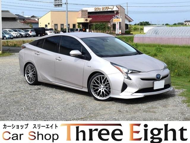 Toyota PRIUS 2016 — фото автомобиля 1