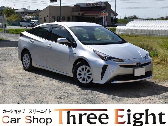 Toyota PRIUS 2019 — фото автомобиля 1