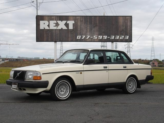 Volvo 240 1990 — фото автомобиля 1