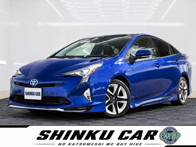 Toyota PRIUS 2016 — фото автомобиля 1