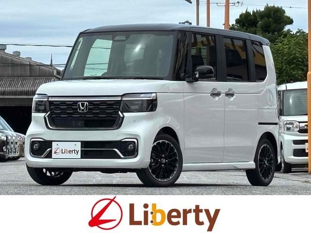 Honda N-BOX CUSTOM 2026 — фото автомобиля 1