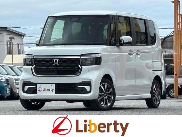 Honda N-BOX CUSTOM 2026 — фото автомобиля 1