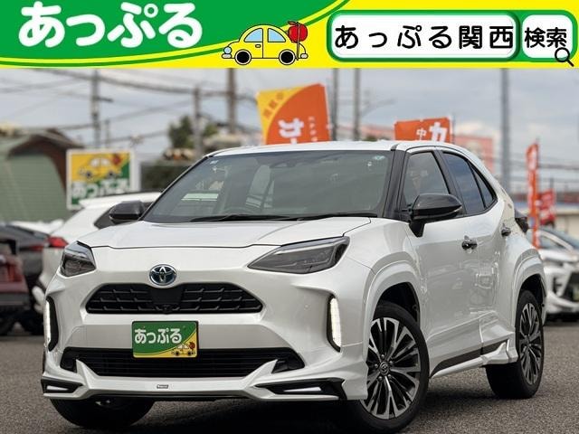 Toyota YARIS CROSS 2023 — фото автомобиля