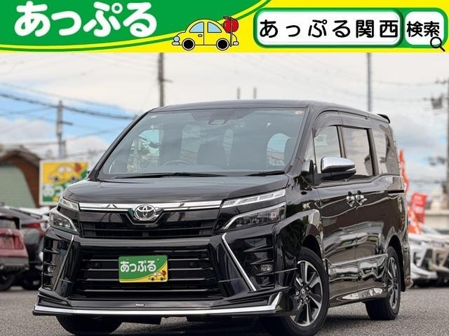 Toyota VOXY 2021 — фото автомобиля 1