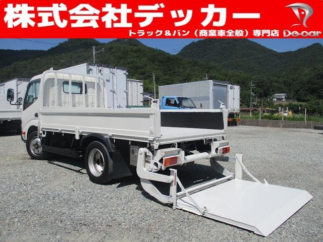 Toyota DYNA TRUCK 2017 — фото автомобиля