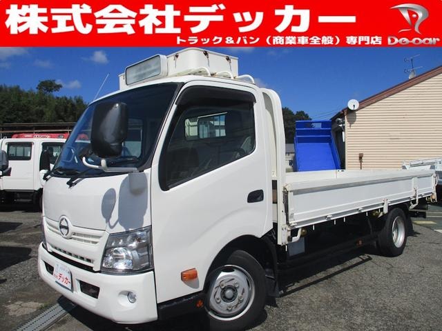 Hino DUTRO 2016 — фото автомобиля 1