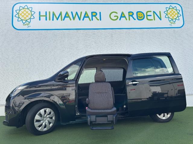 Toyota SPADE 2016 — фото автомобиля