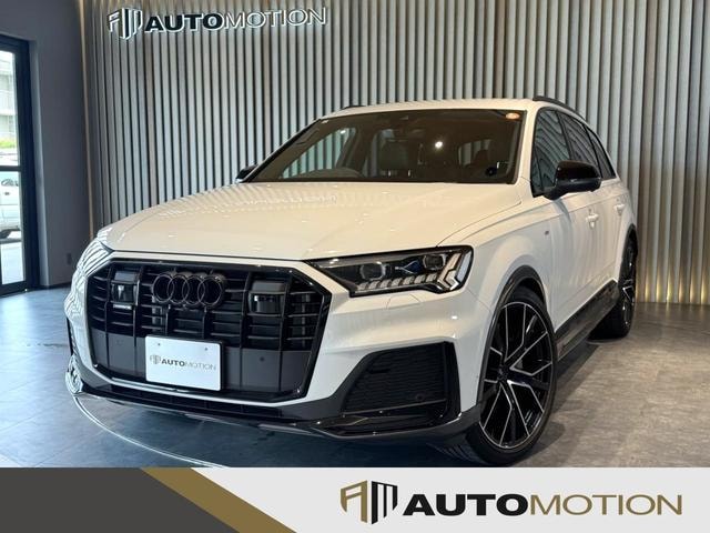 Audi Q7 2023 — фото автомобиля 1