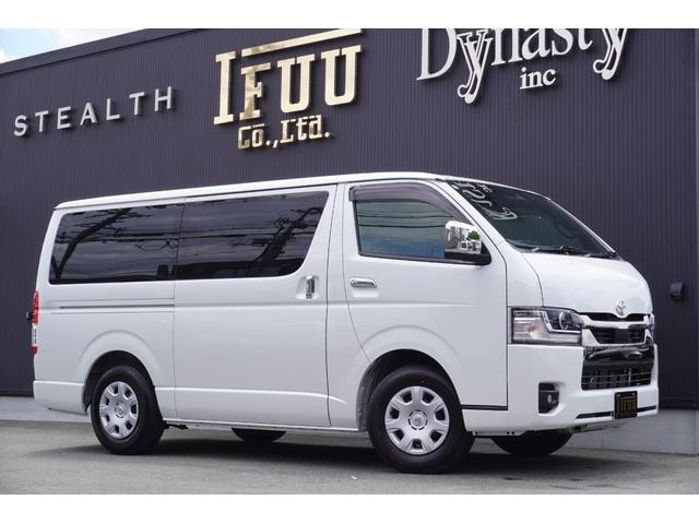 Toyota HIACE VAN 2026 — фото автомобиля