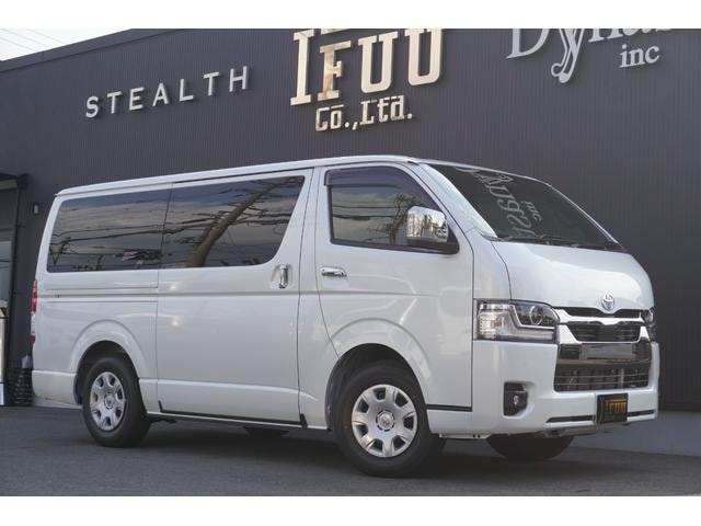 Toyota HIACE VAN 2026 — фото автомобиля