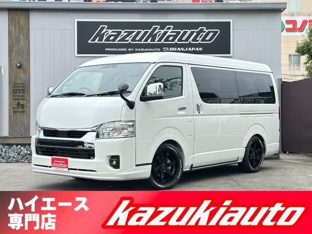 Toyota HIACE WAGON 2025 — фото автомобиля 1