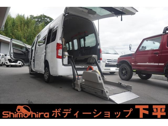 Nissan NV350CARAVAN VAN 2016 — фото автомобиля