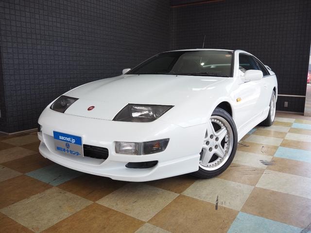 Nissan FAIRLADY Z 2000 — фото автомобиля 1