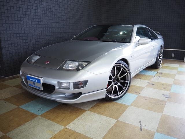 Nissan FAIRLADY Z 2000 — фото автомобиля