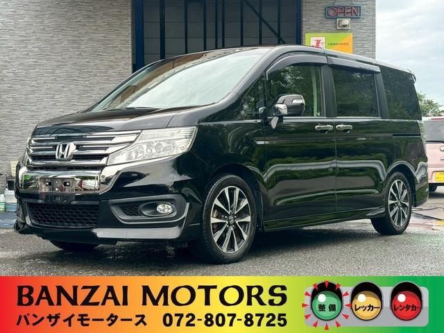 Honda STEPWAGON SPADA 2013 — фото автомобиля 1