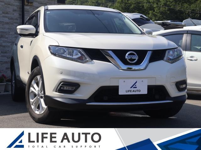 Nissan X-TRAIL 2017 — фото автомобиля 1