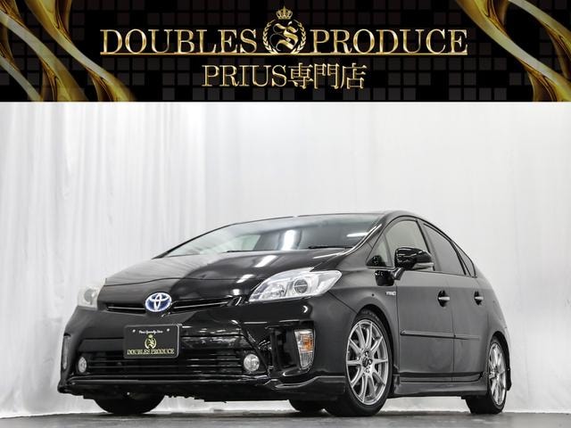 Toyota PRIUS 2012 — фото автомобиля