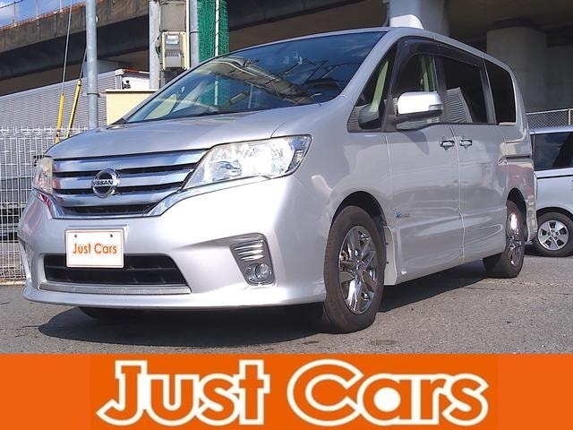 Nissan SERENA 2013 — фото автомобиля 1