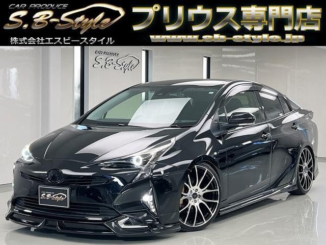 Toyota PRIUS 2016 — фото автомобиля 1