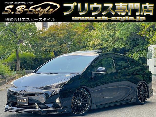 Toyota PRIUS 2017 — фото автомобиля 1