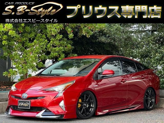 Toyota PRIUS 2016 — фото автомобиля 1