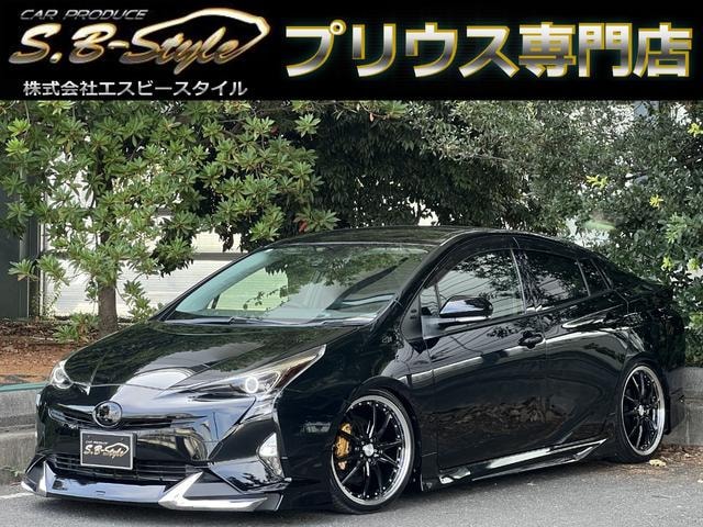 Toyota PRIUS 2017 — фото автомобиля 1
