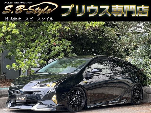 Toyota PRIUS 2017 — фото автомобиля 1