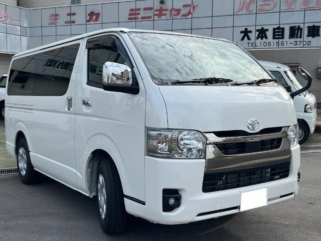 Toyota HIACE VAN 2024 — фото автомобиля 1
