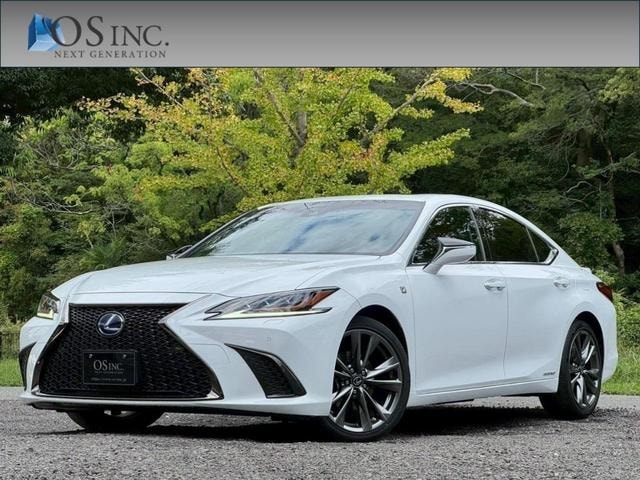 Lexus ES 2019 — фото автомобиля