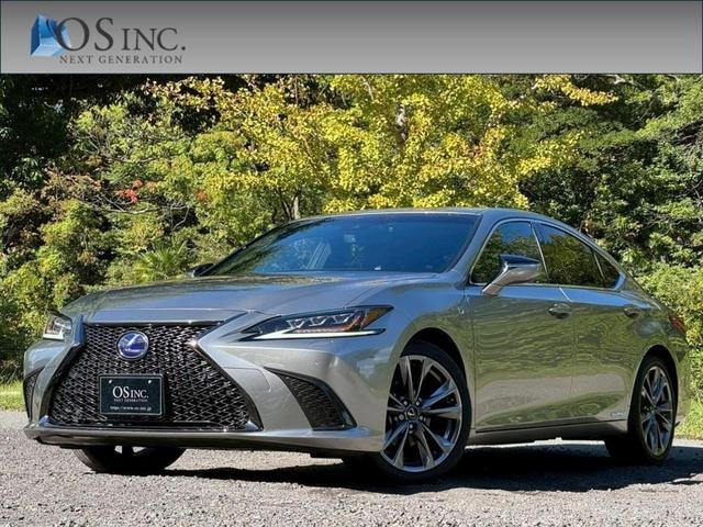 Lexus ES 2018 — фото автомобиля 1