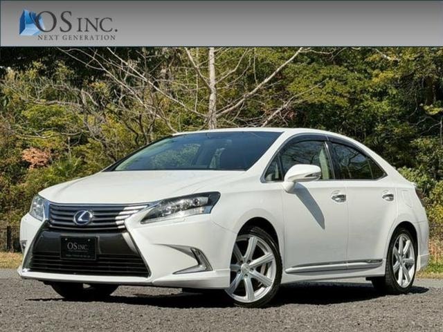 Lexus HS 2013 — фото автомобиля 1