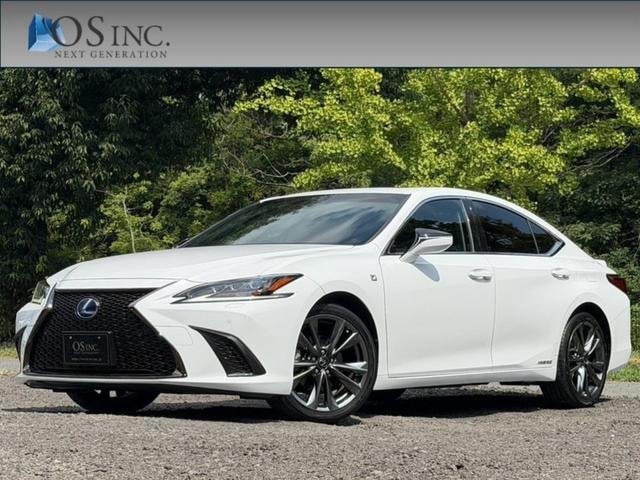 Lexus ES 2019 — фото автомобиля 1