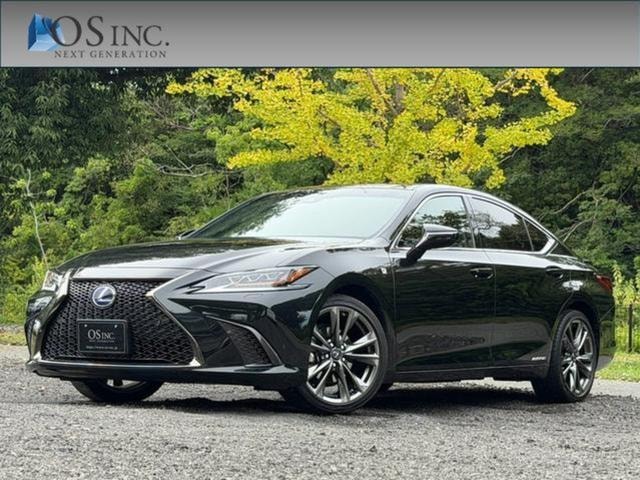 Lexus ES 2019 — фото автомобиля 1
