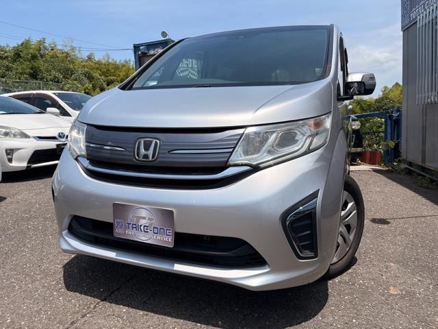 Honda STEPWAGON 2015 — фото автомобиля 1