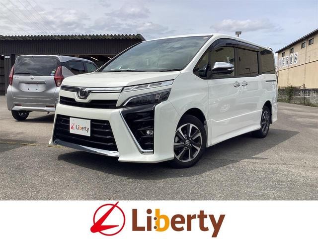 Toyota VOXY 2020 — фото автомобиля 1