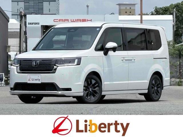 Honda STEPWAGON 2026 — фото автомобиля 1